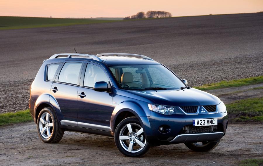  Mitsubishi Outlander 2005 года  (фото 26 из 77)
